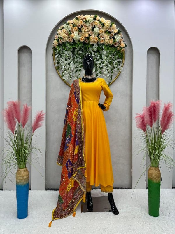 RTC Designer Outfit Elegant Maliy Satin Top with Lace Border, Maliy Satin Pant, and Chinon Silk Dupatta