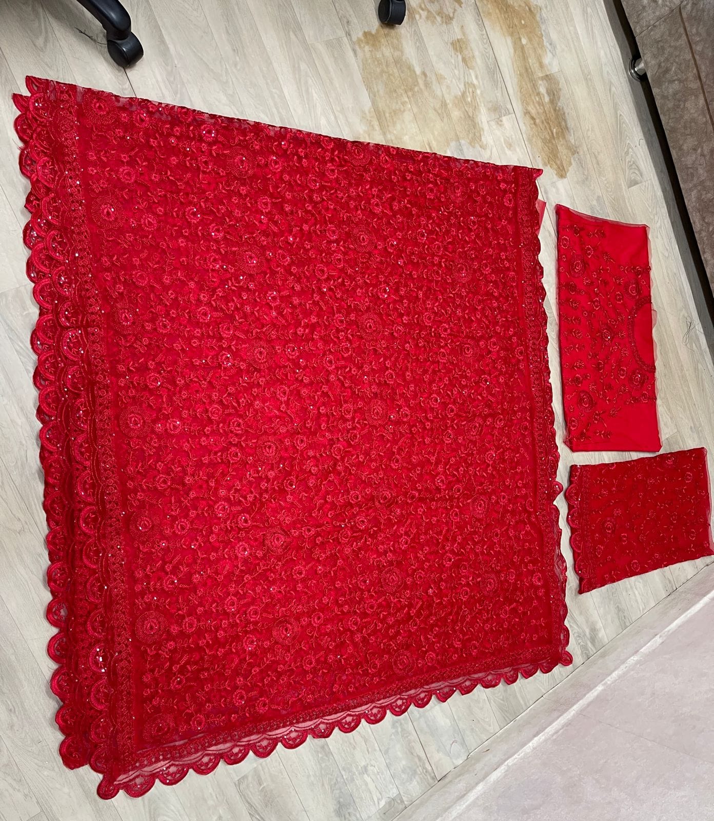 SE Apparel & Accessories Free Size Red Net Saree