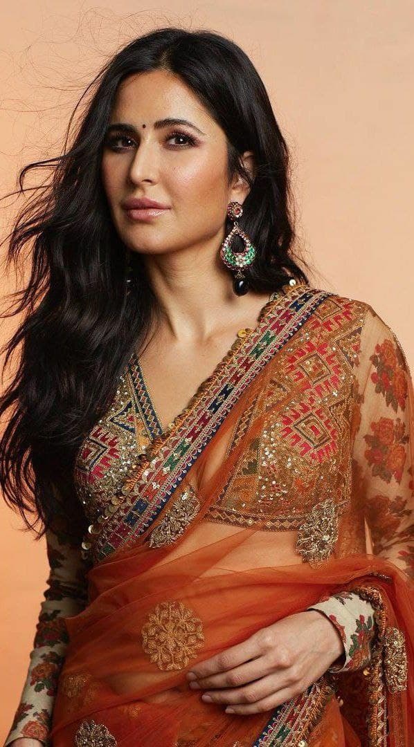 SE Dresses Katrina Kaif Saree